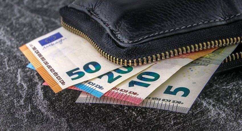 money-850x460