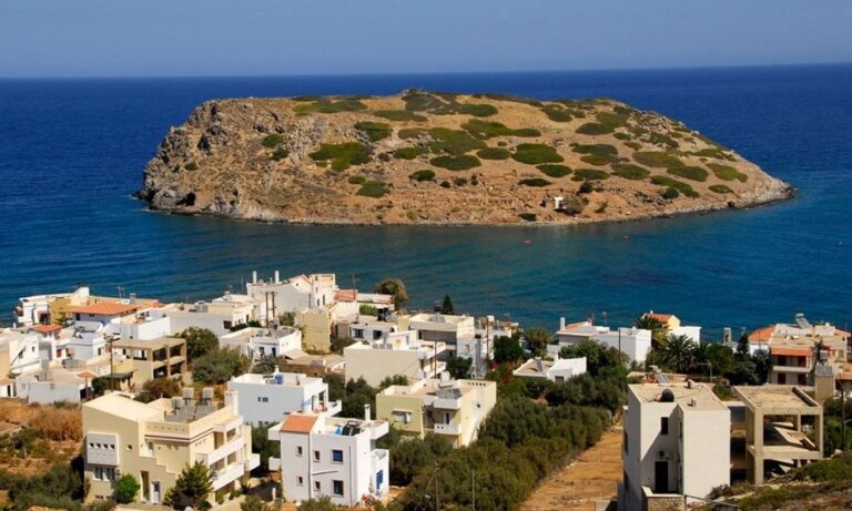 Το μικρό νησί που κάποτε ήταν ενωμένο με την Κρήτη - Βρέθηκαν κοσμήματα που μοιάζουν εξωγήινα