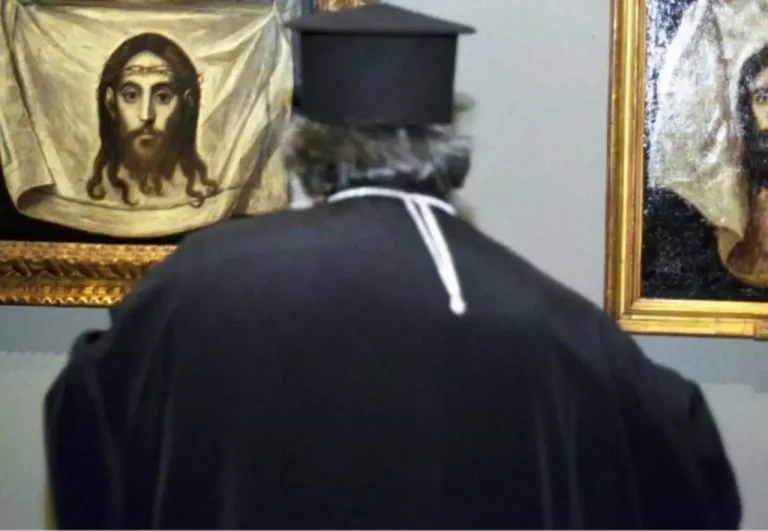 Πάτρα: Μέσα σε χαράδρα βρέθηκε το αυτοκίνητο με τον ιερέα που αγνοούνταν από χθες-Επιχείρηση για την ανάσυρσή του