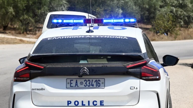 Μητέρα και γιος βρέθηκαν νεκροί μέσα στο σπίτι τους σε χωριό των Τρικάλων