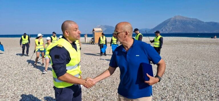 ΧΑΡΑΛΑΜΠΟΣ ΜΠΟΝΑΝΟΣ: Δράσεις για την προστασία της παραλίας από τα σκουπίδια