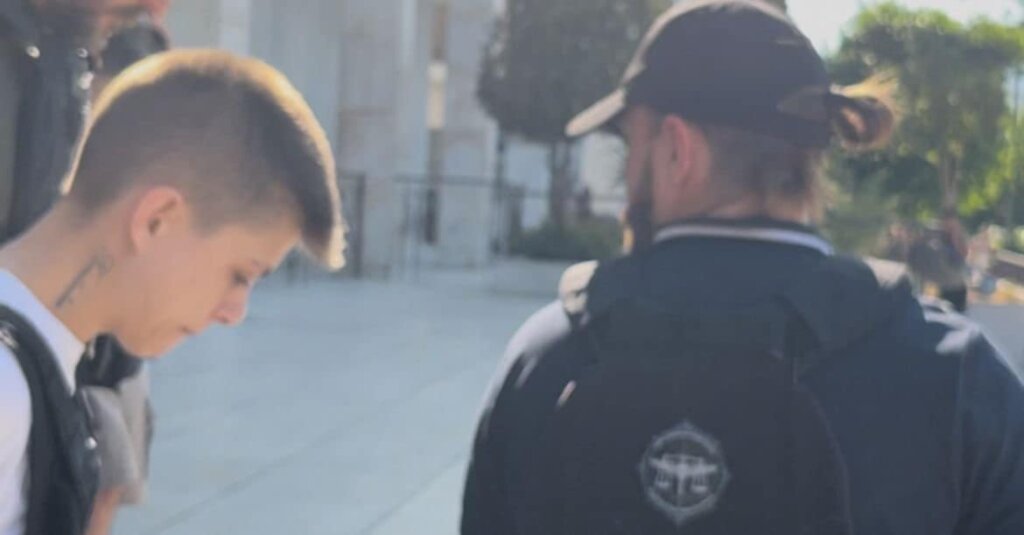 7ea4f44d-1112-437b-a5d1-ad2ef4bc6f87