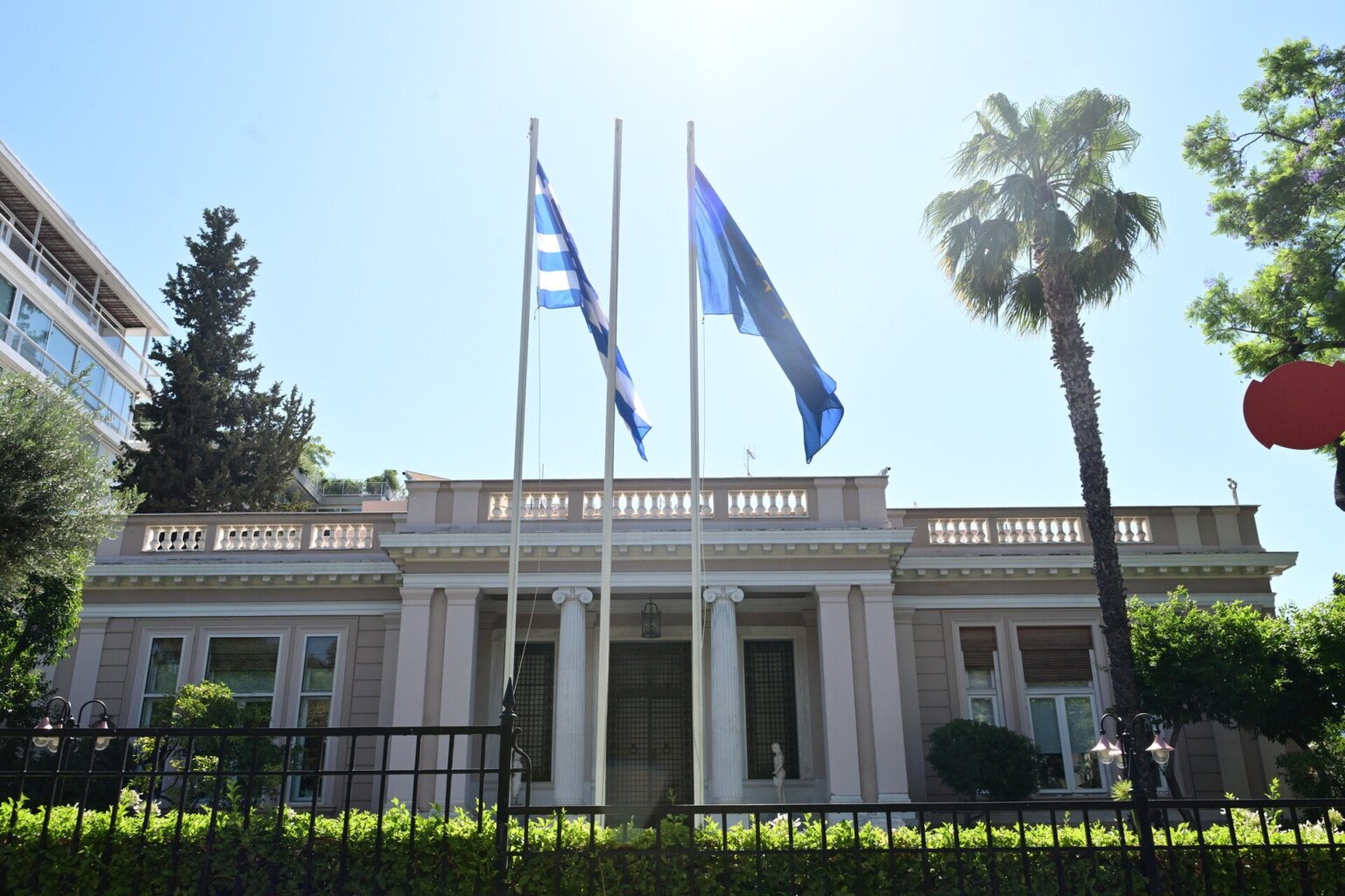 Maksimou