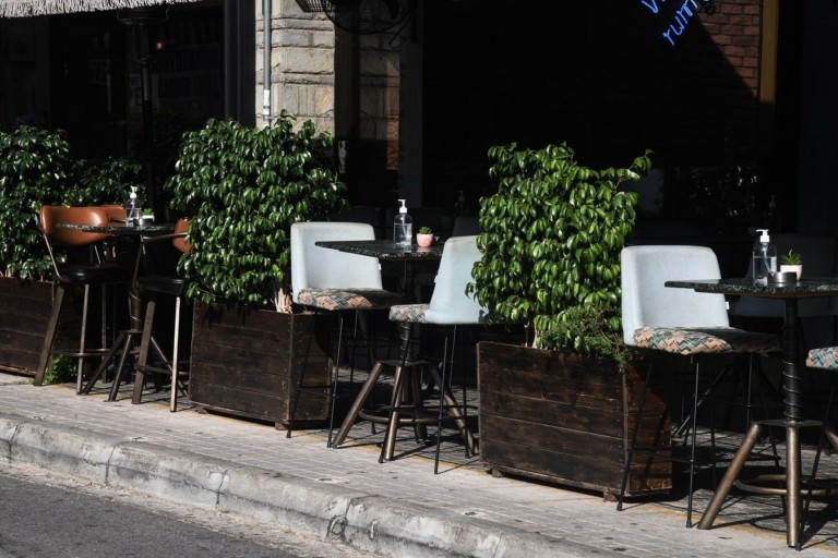 estiasi-trapezokathismata-Eurokinissi-768x512