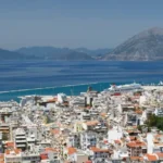 «Ασπίδα αντικυκλώνα διώχνει τις κακοκαιρίες» – «Ποδαρικό» με ήλιο κάνει ο Μάρτιος