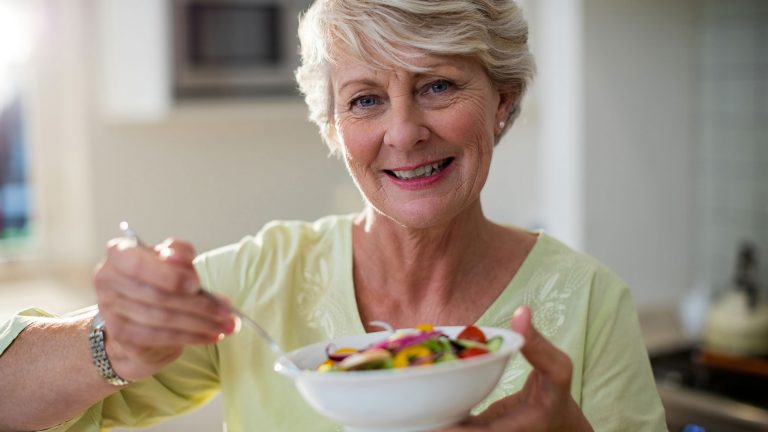 190903174423_OLD_WOMAN-768x432