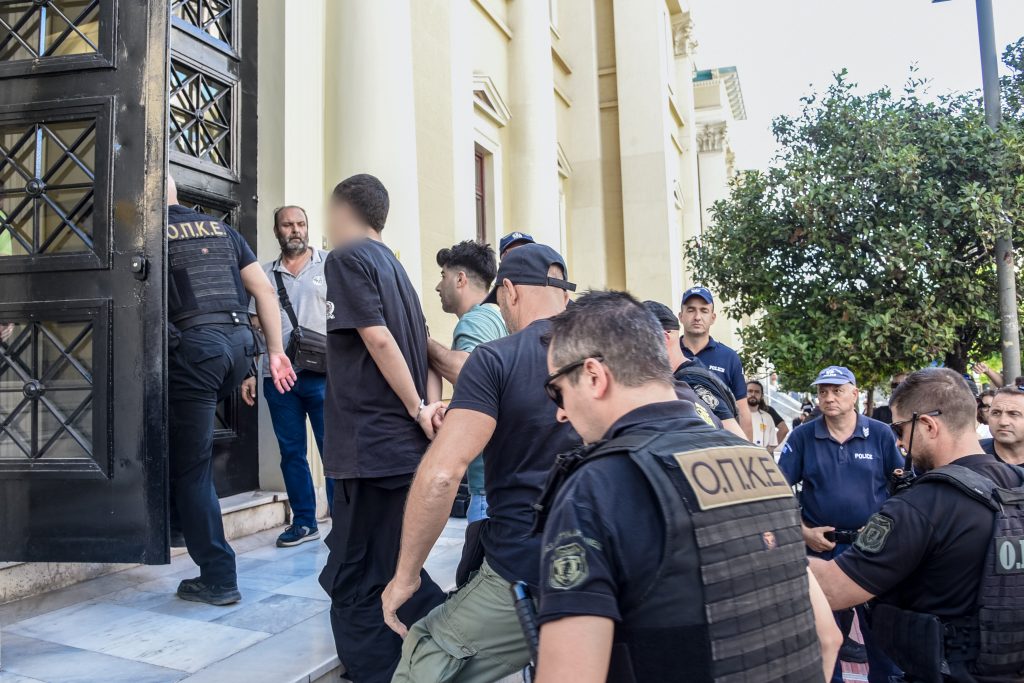 Patra-Silipsi-gia-Emprismo-1024x683