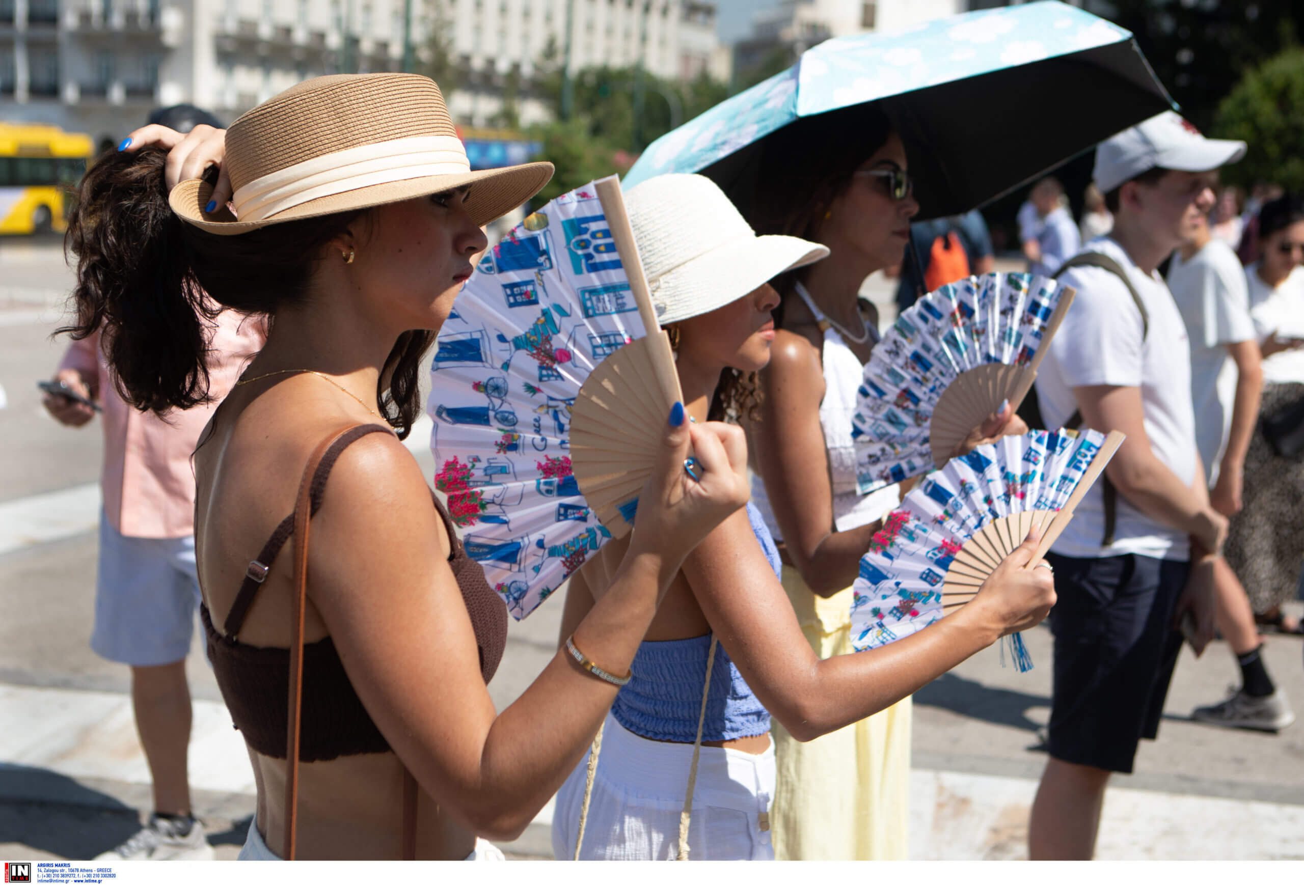 ÊÁÕÓÙÍÁÓ ÌÅ ÕØÇËÅÓ ÈÅÑÌÏÊÑÁÓÉÅÓ ÐÅÑÉÂÁËËÏÍÔÏÓ ÓÔÏ ÊÅÍÔÑÏ ÔÇÓ ÁÈÇÍÁÓ