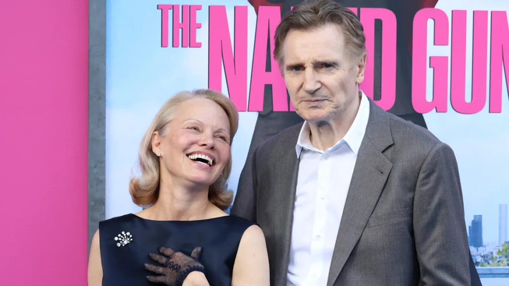 liam_neeson-pamela_anderson-afp-xrwma (1)