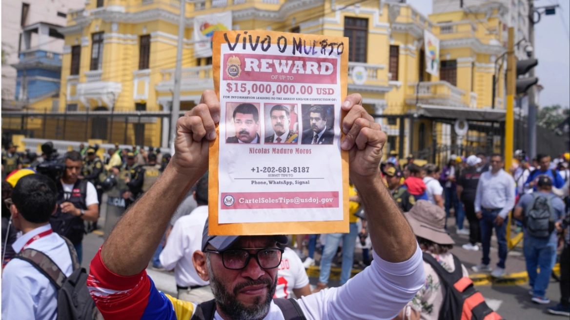 maduro_wanted