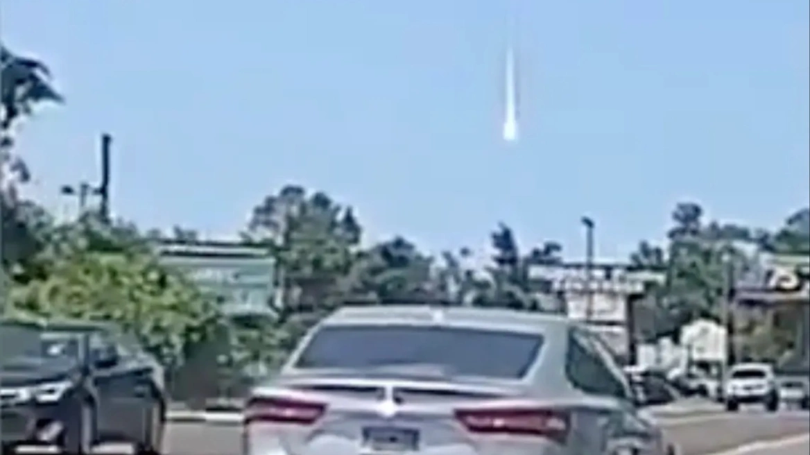 mixcollage-10-aug-2025-04-11-am-5836