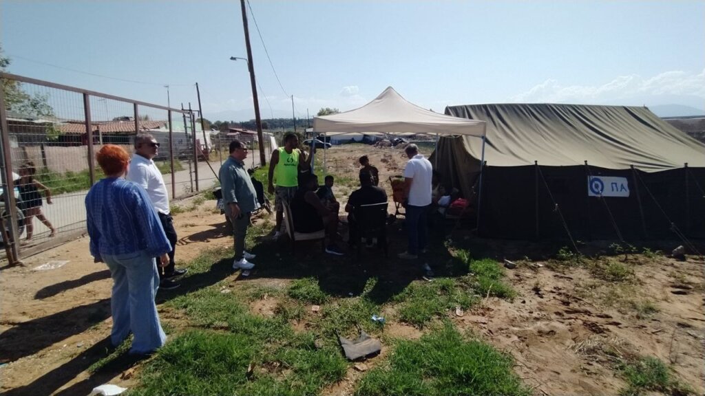 ΔΥΤΙΚΗ ΑΧΑΪΑ: Αυτοψία για τη στεγαστική αποκατάσταση πυρόπληκτων Ρομά