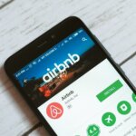 Σαρωτικός έλεγχος στα Airbnb: Η εφορία ανοίγει τα στοιχεία από τις πλατφόρμες