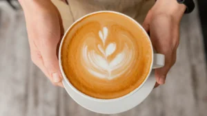 4 τροφές που είναι καλό να αποφεύγεις όταν πίνεις καφέ 4 τροφές που είναι καλό να αποφεύγεις όταν πίνεις καφέ