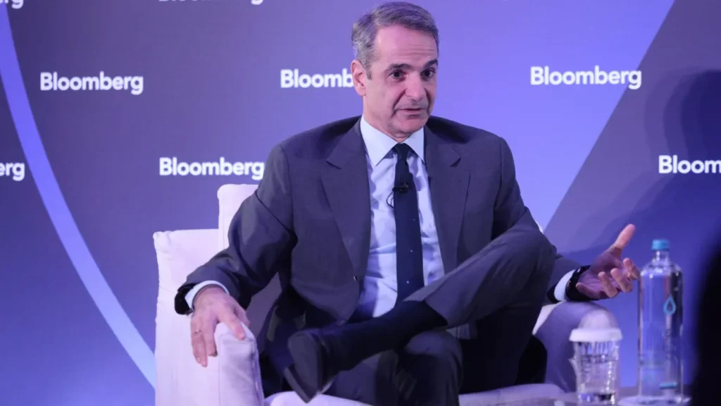 mitsotakis.bloo