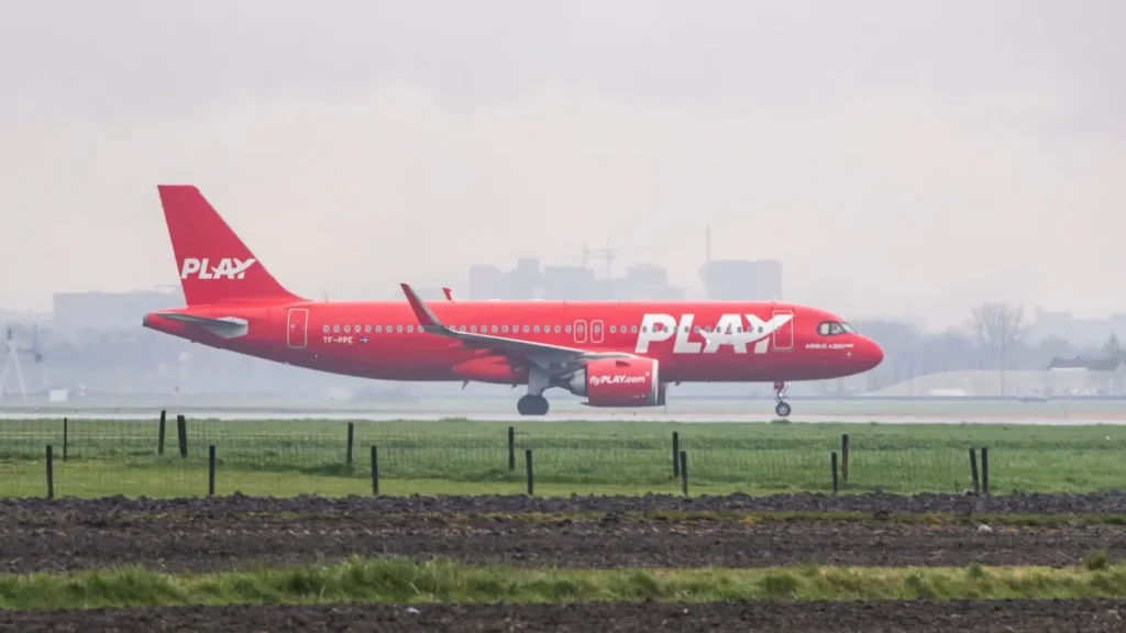 paly.air