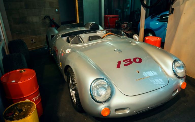 porsche_1955_shutterstock-768x480