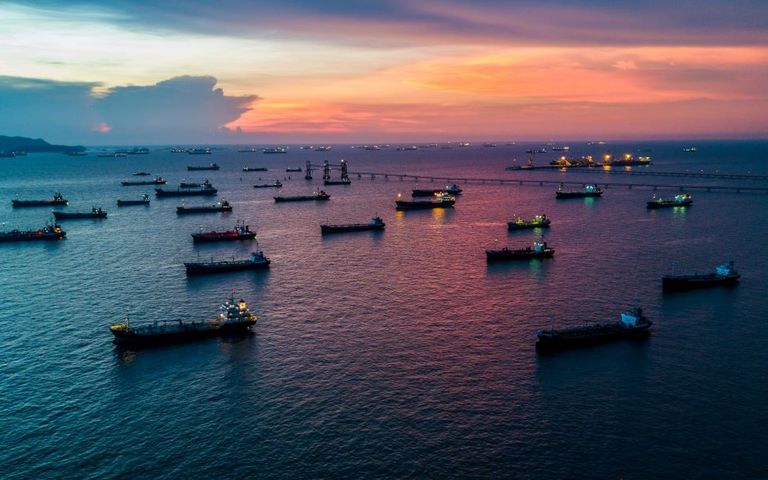 tankers_ploia_naftilia_shutterstock-768x480