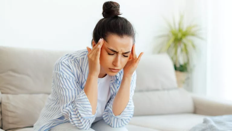 woman_stressed_anxiety_shutterstock_2523981321-768x432