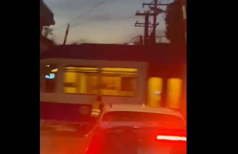 Χωρίς τίτλο