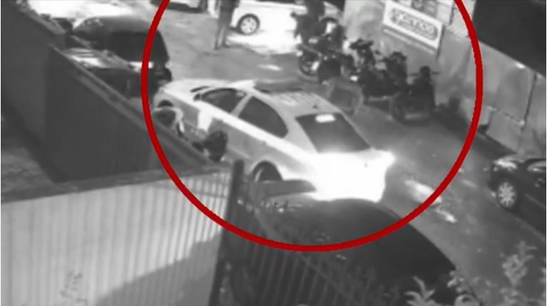 039b3f822a384e42b760130cae64beec