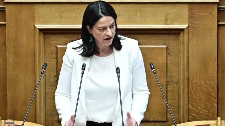 Ξεπέρασε τα 1.500 ευρώ ο μέσος μισθός - Κεραμέως: Συνεχίζουμε με πολιτικές για περισσότερες δουλειές