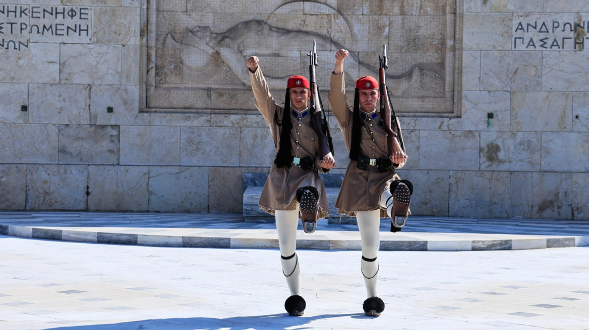 agnostos-stratiotis-eurokinissi-xrwma