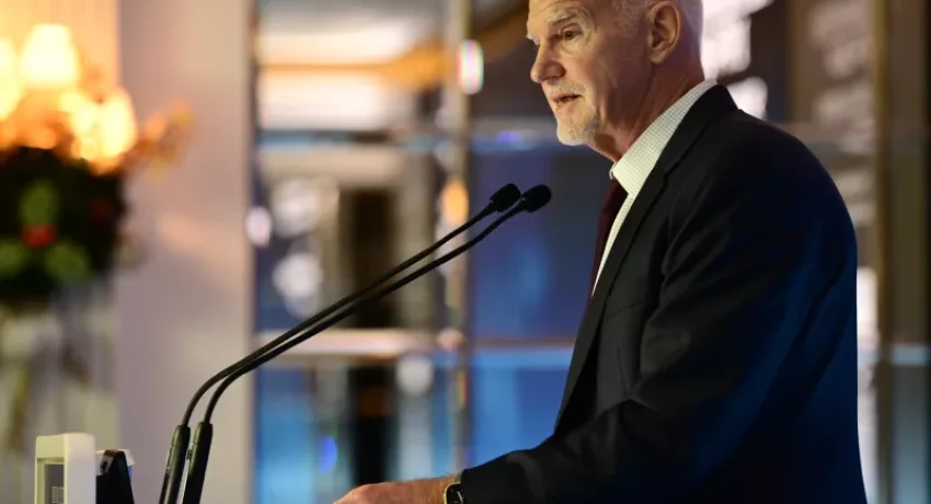 eurokinissi_papandreou.jpg-rcw0ktjx2c5lnxkemtsl3dd0vb5el64mxd3p6okry0