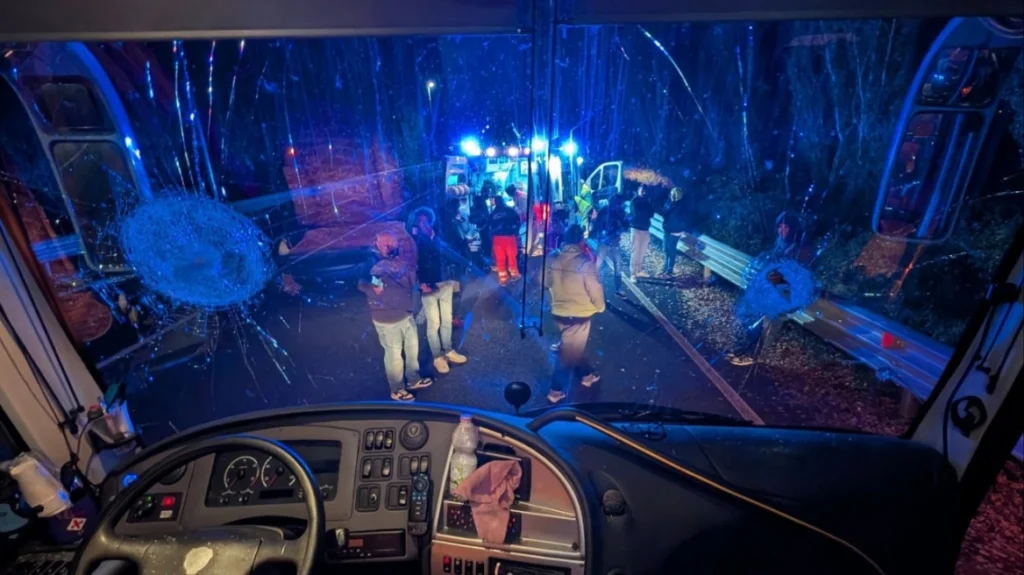 mixcollage-20-oct-2025-01-02-am-3185