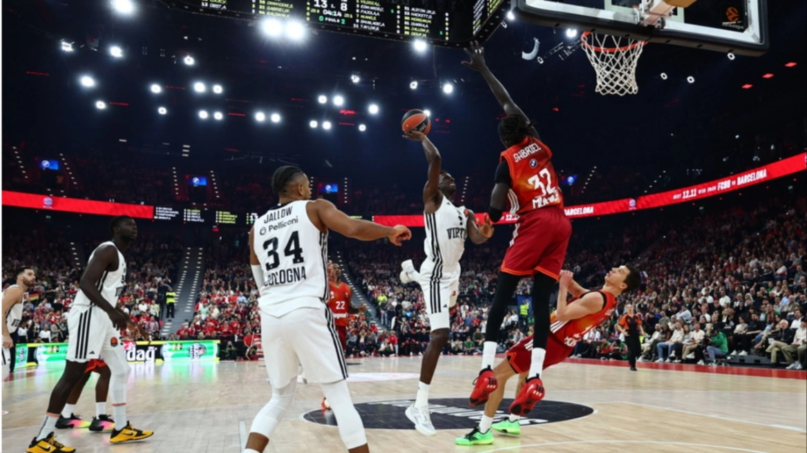 mixcollage-31-oct-2025-12-13-am-8856