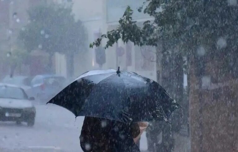 Καιρός: Καταιγίδες στα Δυτικά και εκτεταμένες βροχές – «Δεν χρειάζεται πανικός αλλά αυξημένη εγρήγορση»
