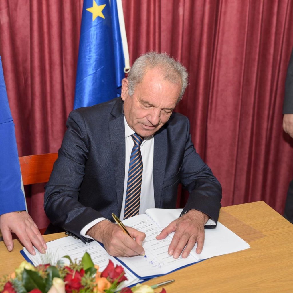 414484108_10219917929499125_1639321395649911942_n