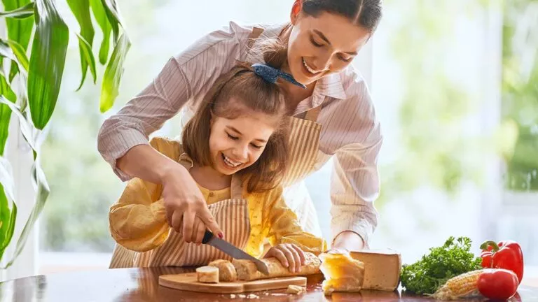 bread_1150362914-768x432