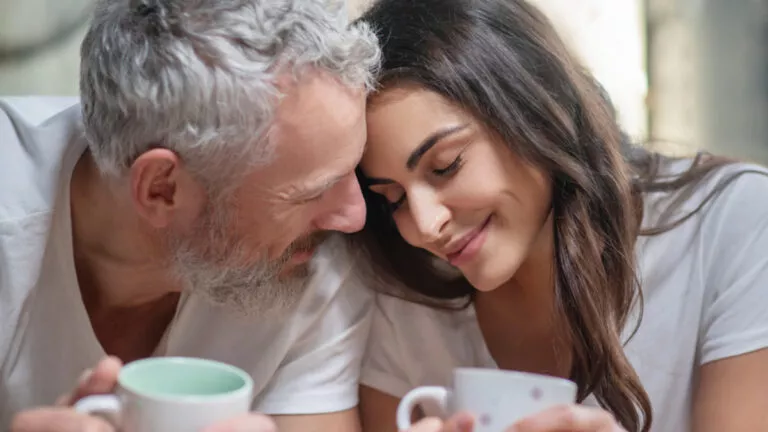 couple_shutterstock_1902128248-768x432