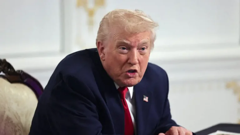 «Απλά αγνοήστε τον»: Οργή στη Σομαλία για τον Τραμπ που χαρακτήρισε «σκουπίδια» τη χώρα