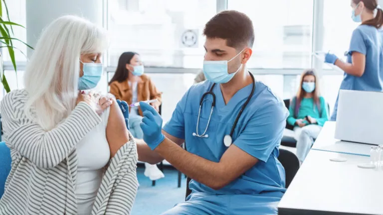 emvoliasmos_shutterstock_2583994037-768x432