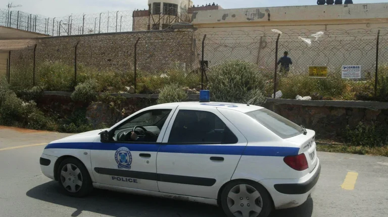 Γλέντια με αλκοόλ και ακριβά ψάρια έστηναν οι προφυλακισμένοι Καργάκηδες - Πώς οργάνωσαν ηγετική ομάδα με άλλους ποινικούς