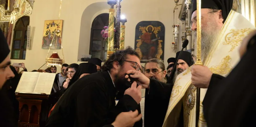 koura-monaxou-1-873x432