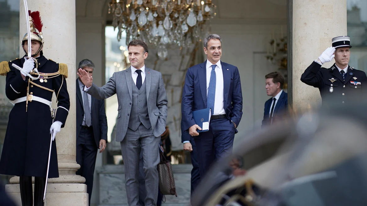 All_NewsV2 mitsotakis_macron_anthropistiki__2_