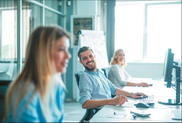 Brain regain: «Επιστροφή με bonus» σε όσους γυρίζουν στην Ελλάδα