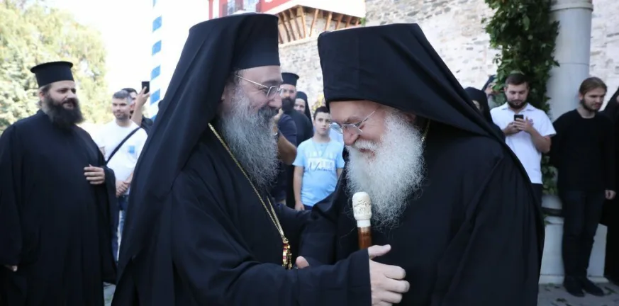 patron-1024x682-1-873x432 (1)