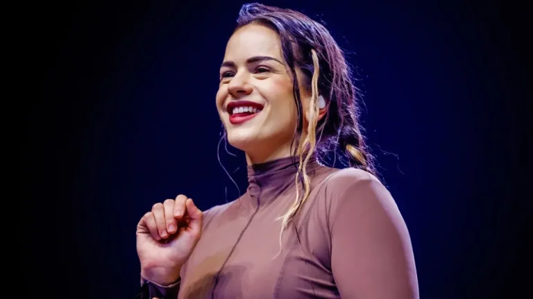 Η Ροσαλία αποκάλυψε πως κάνει αποχή από τον έρωτα - «Έχω να κάνω σεξ 30 μέρες»