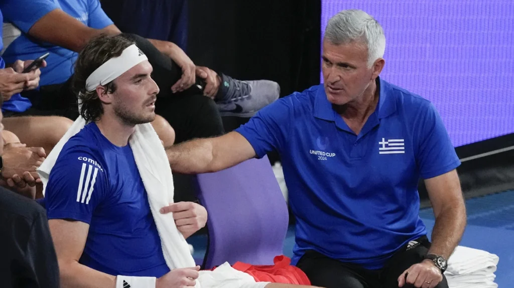 xrwma-tsitsipas-pateras