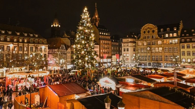 Οι 10+1 καλύτερες χριστουγεννιάτικες αγορές της Ευρώπης για το 2025