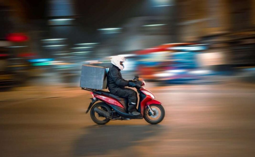 Νύχτες-εφιάλτης για τους ντελιβεράδες της Πάτρας – Αύξηση βίαιων επιθέσεων για ληστείες IMG_8527