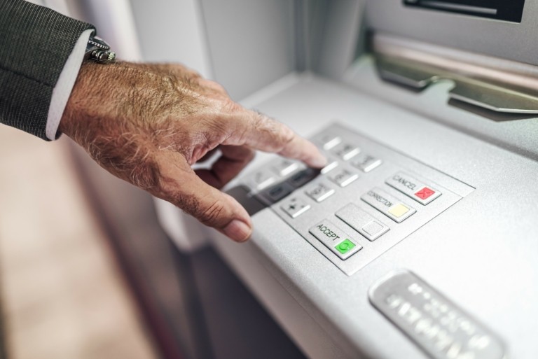 atm-plirwmes-123rf-768x513
