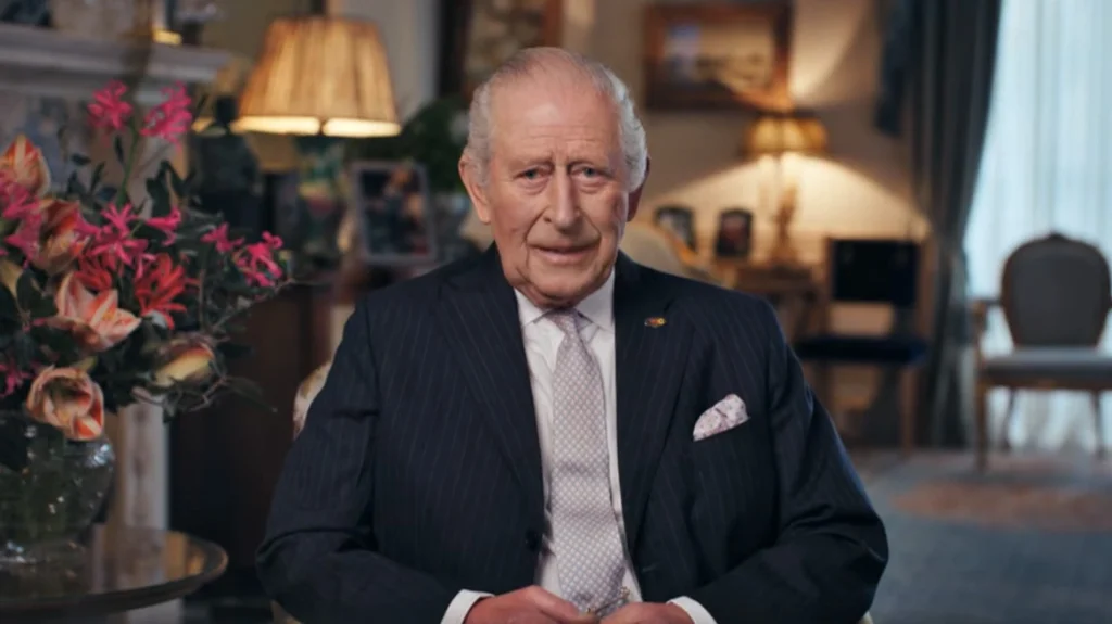 Κερδίζει τη μάχη με τον καρκίνο ο Κάρολος: Οι γιατροί μου είπαν ότι από το νέο έτος θα μειωθεί η θεραπεία, λέει ο βασιλιάς charle_iii_message-xrwma