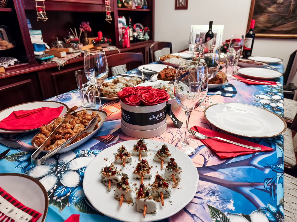 eortastiko-trapezi-1024x768