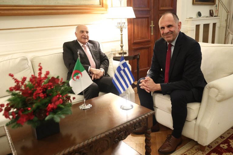 Γ. Γεραπετρίτης με ΥΠΕΞ Αλγερίας: «Ενώνουμε τις φωνές μας στη βάση του Διεθνούς Δικαίου»