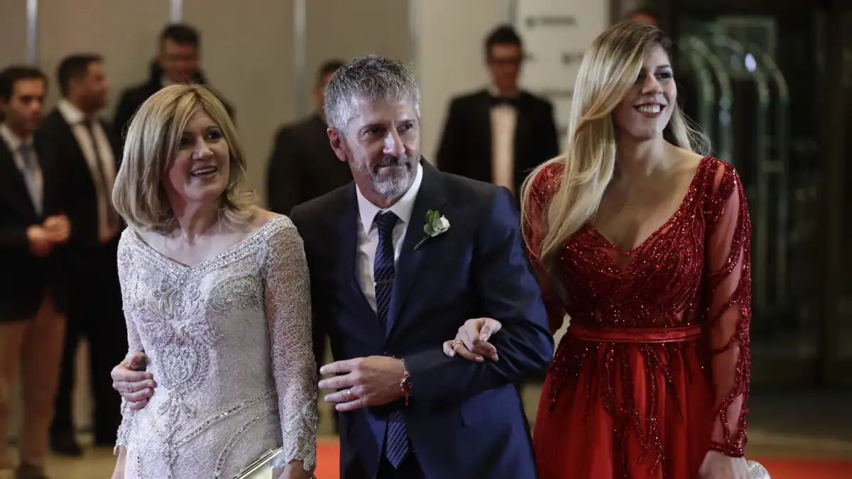 messi-family-1200x675